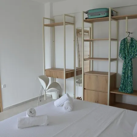 Kynthia's House Holiday home Kalyves Polygyrou